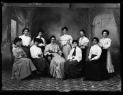 donna (Positivo) di Fotostudio Waldmüller (1905/01/01 - 1905/12/31)