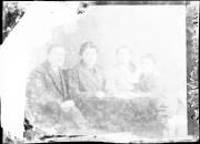 famiglia (Positivo) di Fotostudio Waldmüller (1919/01/01 - 1924/12/31)