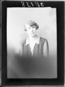 donna (Positivo) di Fotostudio Waldmüller (1928/01/01 - 1929/12/31)