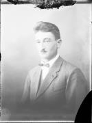 ritratto (Positivo) di Fotostudio Waldmüller (1928/01/01 - 1929/12/31)