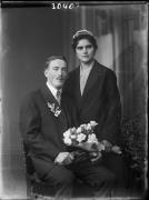 Ripresa in studio. Ritratto di gruppo di una donne e un uomo