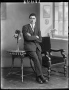 tavolo (Positivo) di Fotostudio Waldmüller (1928/01/01 - 1929/12/31)