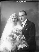 Ripresa in studio. Ritratto di gruppo di una donne e un uomo