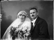 Ripresa in studio. Ritratto di gruppo di una donne e un uomo