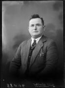 ritratto (Positivo) di Fotostudio Waldmüller (1928/01/01 - 1929/12/31)