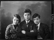 ritratto di gruppo (Positivo) di Fotostudio Waldmüller (1928/01/01 - 1929/12/31)