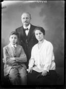 donna (Positivo) di Fotostudio Waldmüller (1928/01/01 - 1929/12/31)