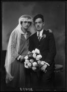 Ripresa in studio. Ritratto di gruppo di una donne e un uomo