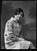 donna (Positivo) di Fotostudio Waldmüller (1928/01/01 - 1929/12/31)