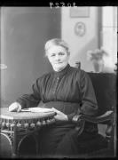 tavolo (Positivo) di Fotostudio Waldmüller (1928/01/01 - 1929/12/31)