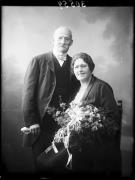 Ripresa in studio. Ritratto di gruppo di una donne e un uomo