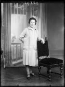 sedia (Positivo) di Fotostudio Waldmüller (1928/01/01 - 1929/12/31)