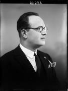 occhiali (Positivo) di Fotostudio Waldmüller (1928/01/01 - 1929/12/31)