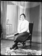 sedia (Positivo) di Fotostudio Waldmüller (1928/01/01 - 1929/12/31)