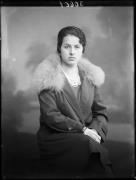 gioiello (Positivo) di Fotostudio Waldmüller (1928/01/01 - 1929/12/31)