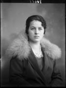 gioiello (Positivo) di Fotostudio Waldmüller (1928/01/01 - 1929/12/31)