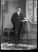 sedia (Positivo) di Fotostudio Waldmüller (1928/01/01 - 1929/12/31)