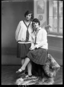 sedia (Positivo) di Fotostudio Waldmüller (1928/01/01 - 1929/12/31)