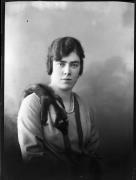 donna (Positivo) di Fotostudio Waldmüller (1928/01/01 - 1929/12/31)