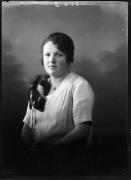 donna (Positivo) di Fotostudio Waldmüller (1928/01/01 - 1929/12/31)