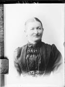 donna (Positivo) di Fotostudio Waldmüller (1928/01/01 - 1929/12/31)