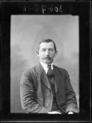 ritratto (Positivo) di Fotostudio Waldmüller (1928/01/01 - 1929/12/31)