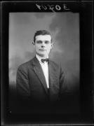 ritratto (Positivo) di Fotostudio Waldmüller (1928/01/01 - 1929/12/31)