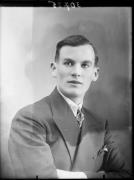 ritratto (Positivo) di Fotostudio Waldmüller (1928/01/01 - 1929/12/31)