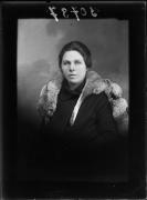 donna (Positivo) di Fotostudio Waldmüller (1928/01/01 - 1929/12/31)