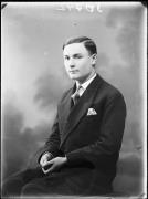 ritratto (Positivo) di Fotostudio Waldmüller (1928/01/01 - 1929/12/31)