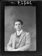 ritratto (Positivo) di Fotostudio Waldmüller (1928/01/01 - 1929/12/31)