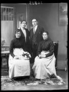 sedia (Positivo) di Fotostudio Waldmüller (1928/01/01 - 1929/12/31)