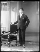 donna (Positivo) di Fotostudio Waldmüller (1928/01/01 - 1929/12/31)