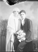 Ripresa in studio. Ritratto di gruppo di una donna e un uomo