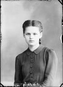 ripresa in studio (Positivo) di Fotostudio Waldmüller (1941/07/01 - 1941/07/31)