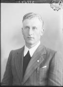 Studioaufnahme. Porträt eines Mannes. Information im Register (Nr. 4): Ludwig Heinrich, Custode forestale, Anterivo, Fontane fredde