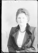 gioiello (Positivo) di Fotostudio Waldmüller (1941/11/01 - 1941/11/13)