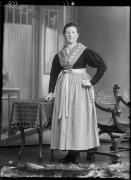 sedia (Positivo) di Fotostudio Waldmüller (1943/01/01 - 1943/01/31)