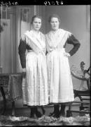 sedia (Positivo) di Fotostudio Waldmüller (1943/01/01 - 1943/01/31)