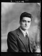 ritratto (Positivo) di Fotostudio Waldmüller (1943/01/01 - 1943/01/31)