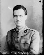 soldato (Positivo) di Fotostudio Waldmüller (1943/01/01 - 1943/01/22)