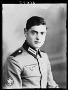 ritratto (Positivo) di Fotostudio Waldmüller (1943/01/01 - 1943/01/22)