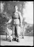 ritratto (Positivo) di Fotostudio Waldmüller (1944/05/01 - 1944/05/31)