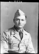 ritratto (Positivo) di Fotostudio Waldmüller (1944/05/01 - 1944/05/31)