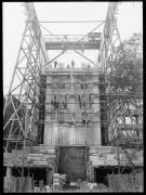 Ripresa in esterno. Costruzione del Monumento alla Vittoria di Bolzano