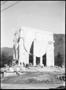 Ripresa in esterno. Costruzione del Monumento alla Vittoria di Bolzano
