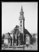 Ripresa in esterno. Ricostruzione del duomo di Bolzano