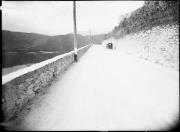 Ripresa in esterno. Una strada
