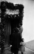 mazzo di fiori (Positivo) di Foto Hermann Frass, Bozen (1950/01/01 - 1950/12/31)