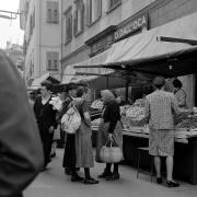 Obstmarkt (Positivo) di Groth-Schmachtenberger, Erika (1961/01/01 - 1961/12/31)